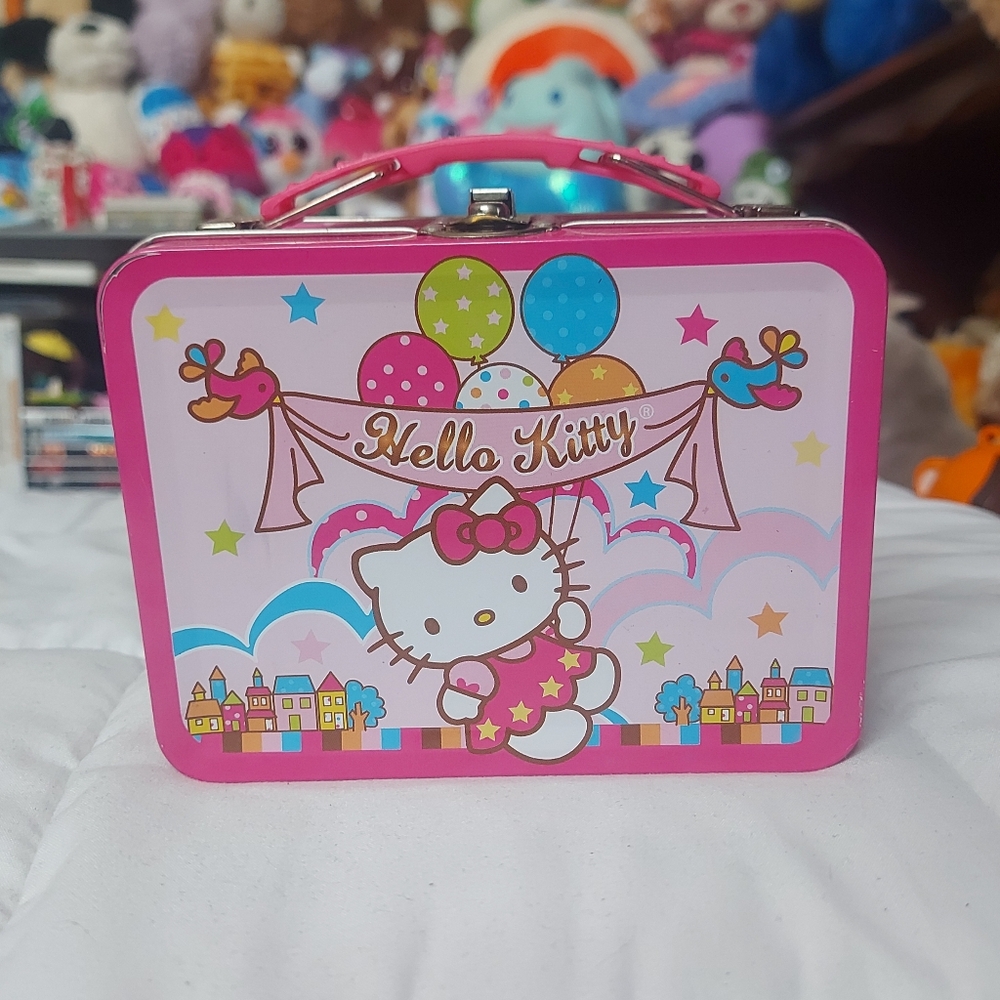 Sanrio Hello Kitty 2011 Lunchbox